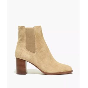 Madewell The Laura Chelsea Boot in Suede